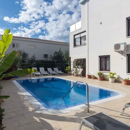 With Pool In Krk-insel Krk 45783