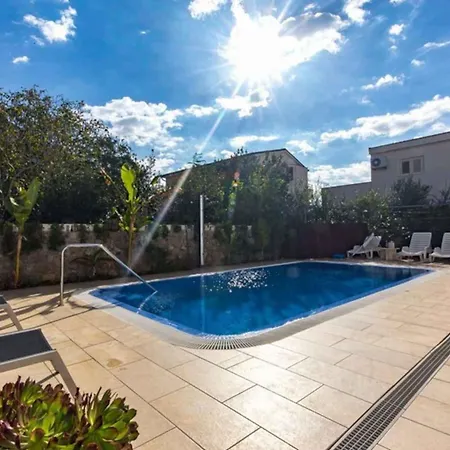 With Pool In Krk-insel Krk 45783